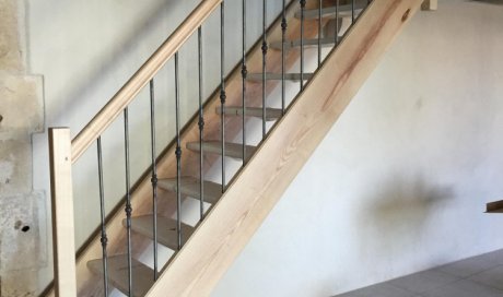 Création d'escalier en bois sur mesure à Saintes